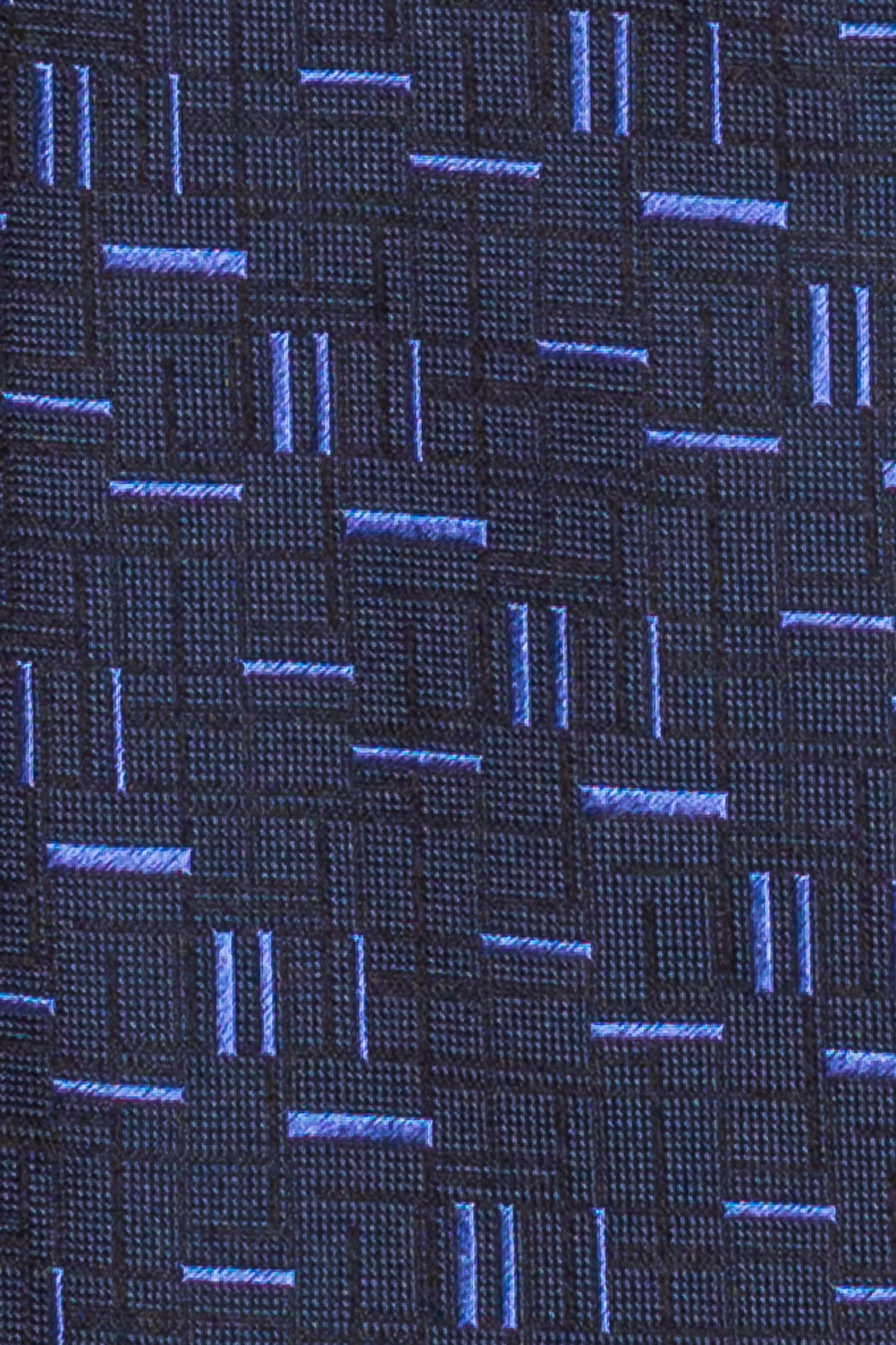 Silk tie with pattern