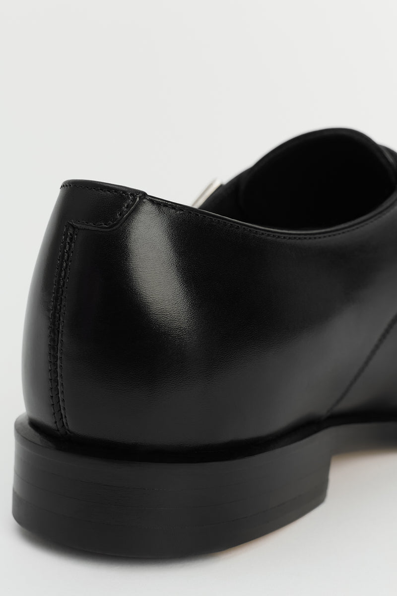 The Monkstrap Black