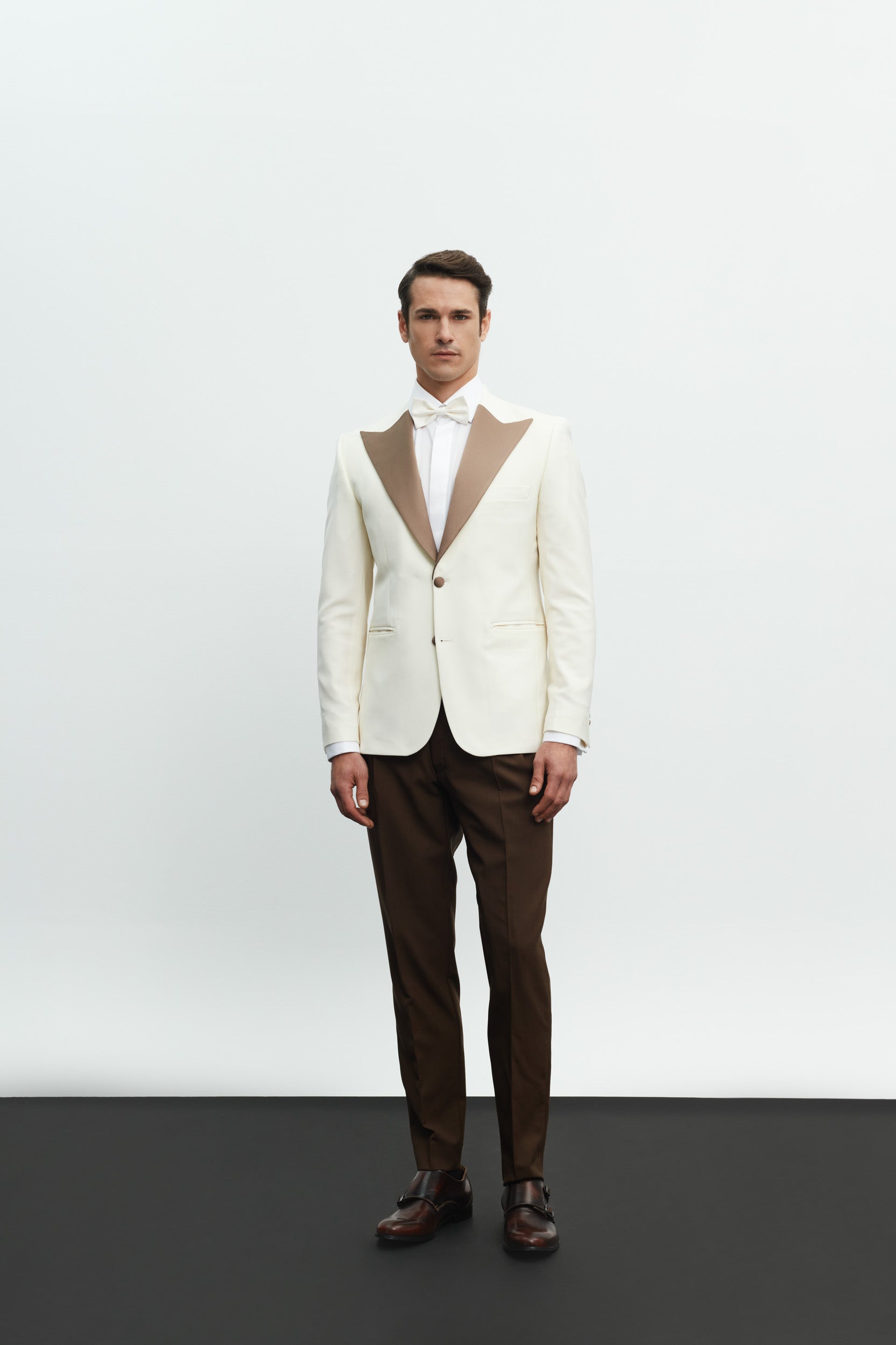 Cream Peak Lapel Tuxedo