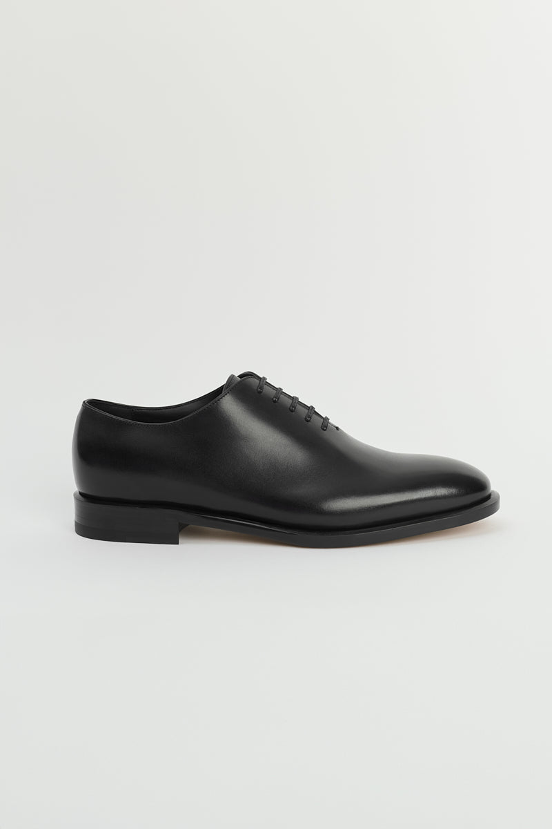 The Wholecut Black