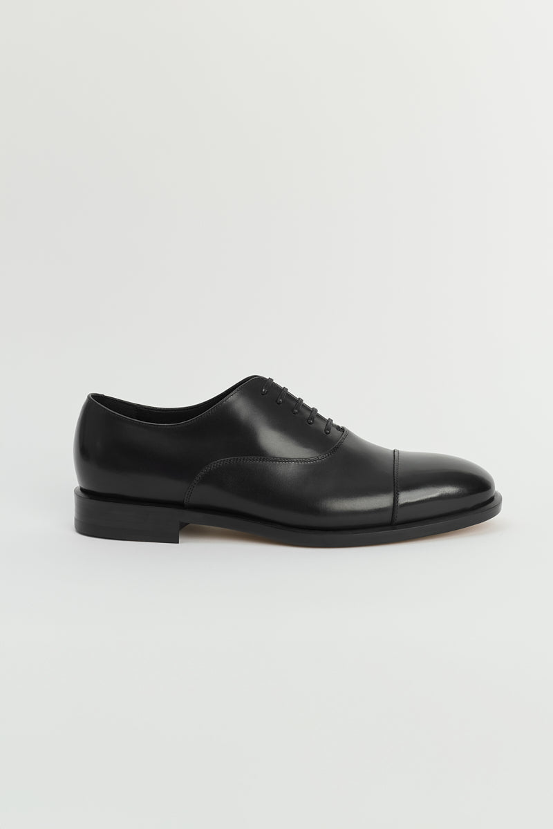 The Oxford Black