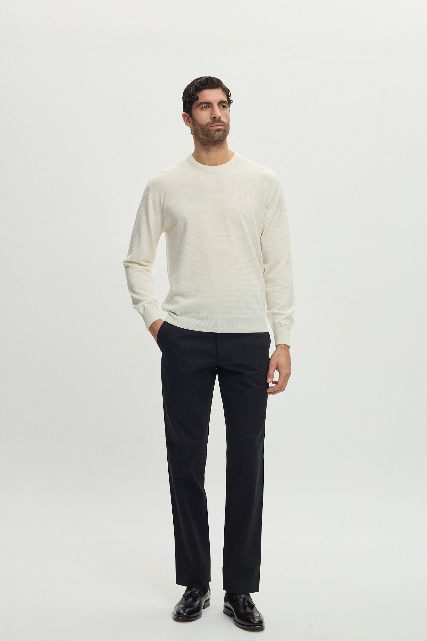 CREW NECK WHITE CASHWOOL KNITWEAR