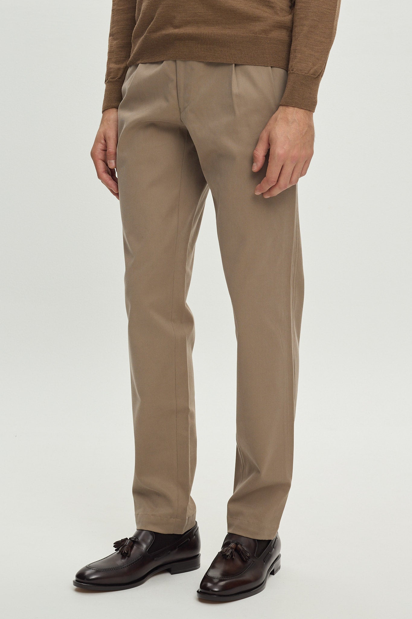 BEIGE COTTON TROUSERS WITH PLEATS AND SIDE ADJUSTERS